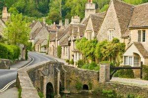 Cursos de inglés para mayores Inglaterra 50