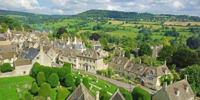 Panarama de un pueblo inglés, Cotswolds,